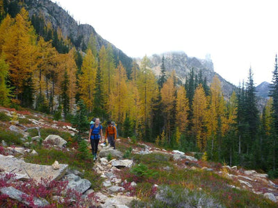 5 Great Late-Season Backpacking Trips in Washington