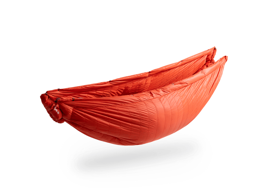 Studio Image of Kammok Trail Quilt Firebelly 30°F in Underquilt Mode.
