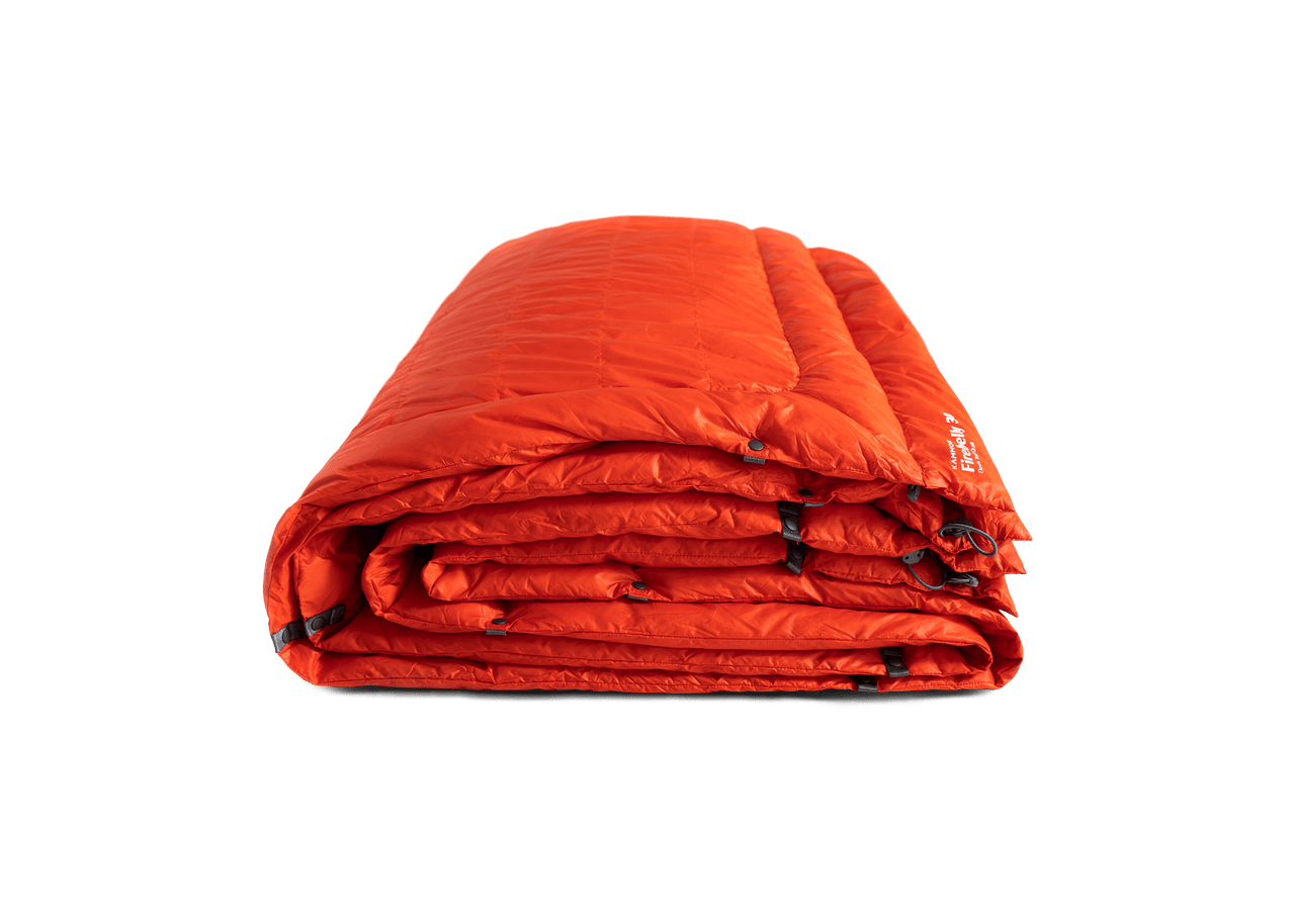 Studio Image Kammok Trail Quilt Firebelly 30°F Folded.