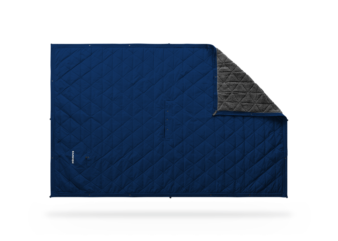 Studio Image of a Kammok Blanket Mountain Blanket Midnight Blue