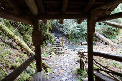 Visiting Goldmyer Hot Springs: Western Washington's Natural Spa